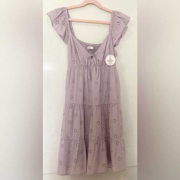 Hollister Dresses & Skirts - Hollister Pastel Purple/Lilac Eyelet Dress